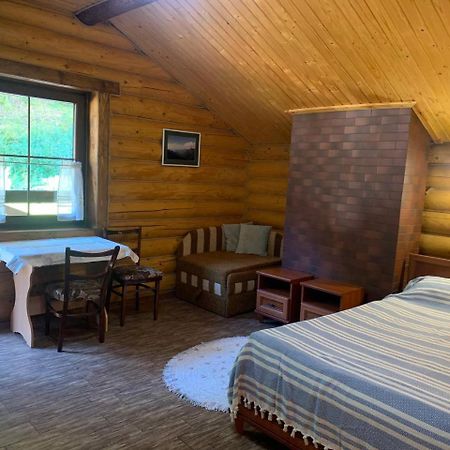 U Druziv Hotel Polyana  Ngoại thất bức ảnh